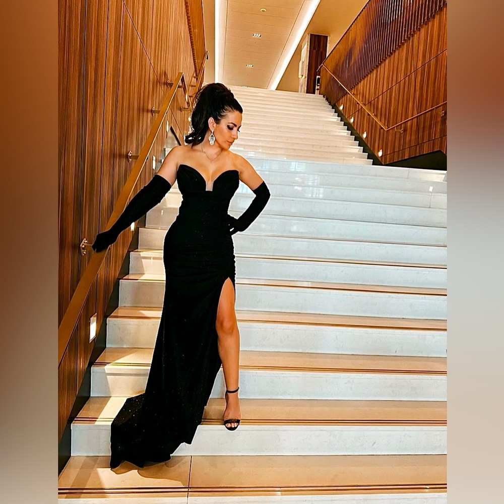 Celestial sweetheart neckline ruched dress